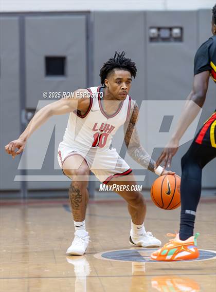 Thumbnail 3 in Long Island Lutheran vs Oak Hill Academy ( Bob McKillop Invitational ) photogallery.