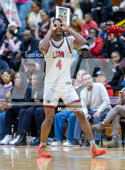 Thumbnail 2 in Long Island Lutheran vs Oak Hill Academy ( Bob McKillop Invitational ) photogallery.