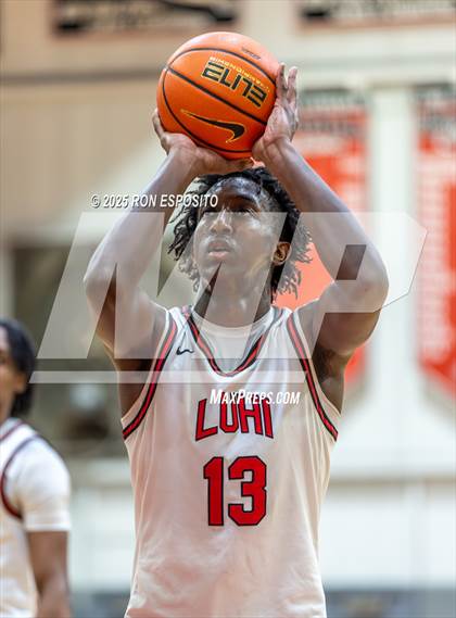 Thumbnail 3 in Long Island Lutheran vs Oak Hill Academy ( Bob McKillop Invitational ) photogallery.