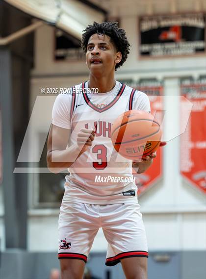 Thumbnail 3 in Long Island Lutheran vs Oak Hill Academy ( Bob McKillop Invitational ) photogallery.