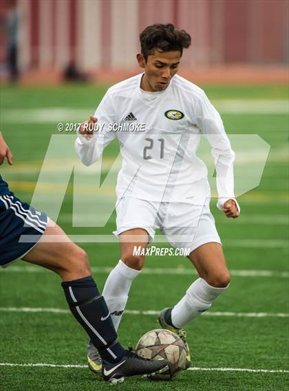 Thumbnail 3 in Olympian vs. San Dieguito Academy photogallery.
