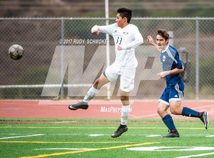 Thumbnail 3 in Olympian vs. San Dieguito Academy photogallery.