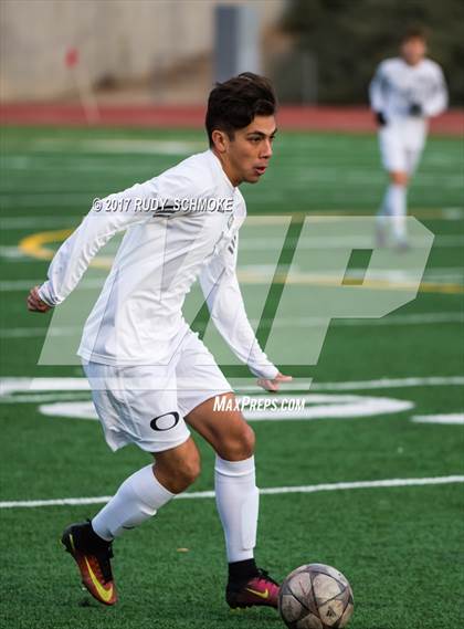 Thumbnail 2 in Olympian vs. San Dieguito Academy photogallery.
