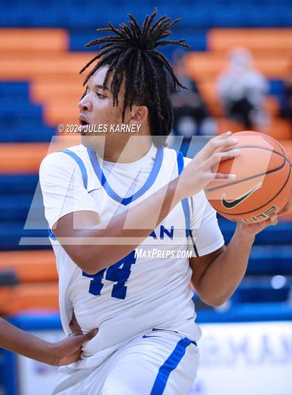 Thumbnail 2 in Liberty @ Bishop Gorman photogallery.