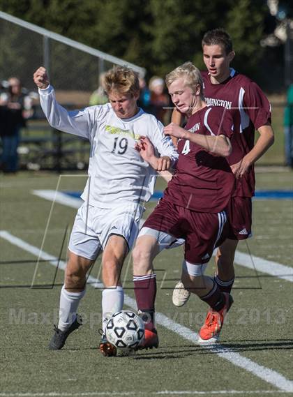 Thumbnail 3 in Farmington vs.  Joel Barlow (CIAC Class L Final) photogallery.