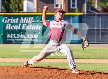 Thumbnail 2 in Pine Bush vs. Kingston (Section 9 Class AA Final) photogallery.