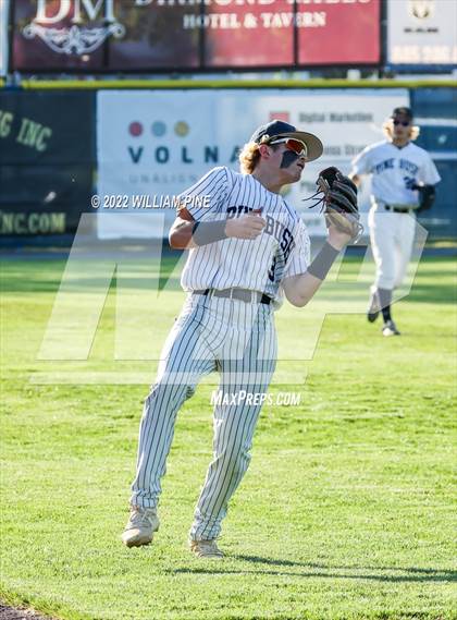 Thumbnail 2 in Pine Bush vs. Kingston (Section 9 Class AA Final) photogallery.