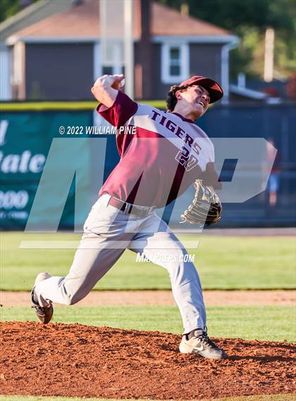 Thumbnail 2 in Pine Bush vs. Kingston (Section 9 Class AA Final) photogallery.