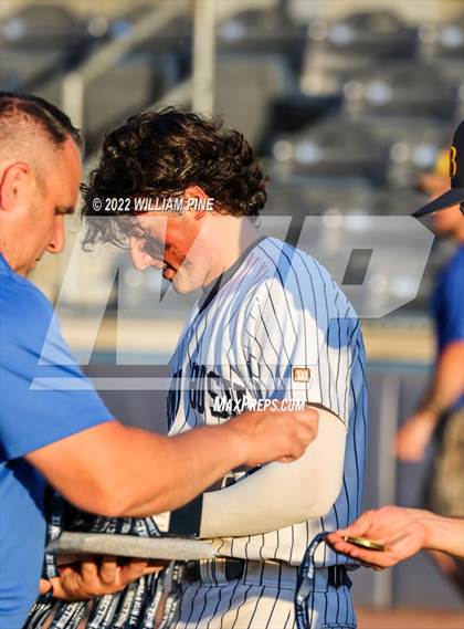 Thumbnail 3 in Pine Bush vs. Kingston (Section 9 Class AA Final) photogallery.