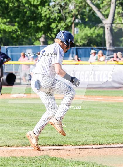 Thumbnail 1 in Pine Bush vs. Kingston (Section 9 Class AA Final) photogallery.