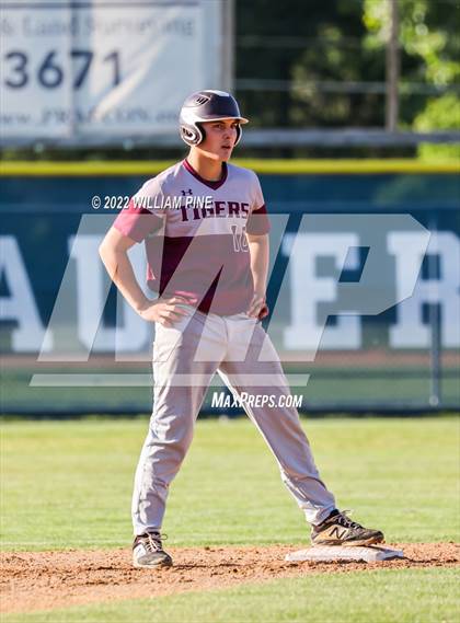 Thumbnail 2 in Pine Bush vs. Kingston (Section 9 Class AA Final) photogallery.