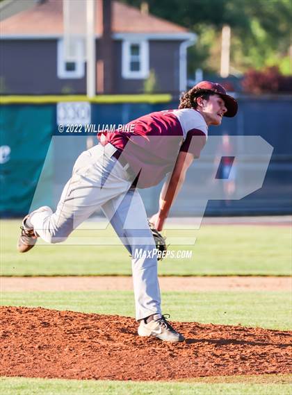 Thumbnail 3 in Pine Bush vs. Kingston (Section 9 Class AA Final) photogallery.