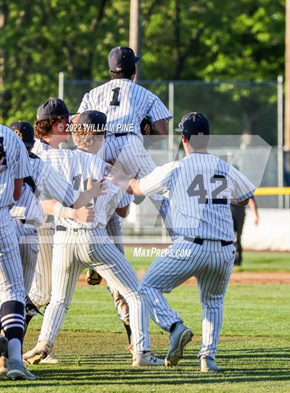 Thumbnail 1 in Pine Bush vs. Kingston (Section 9 Class AA Final) photogallery.