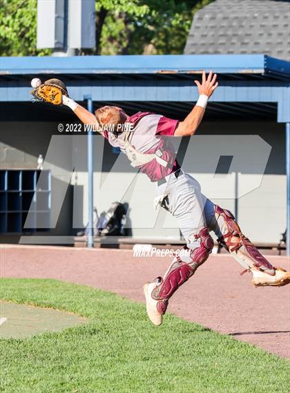 Thumbnail 1 in Pine Bush vs. Kingston (Section 9 Class AA Final) photogallery.
