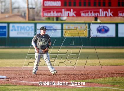 Thumbnail 3 in Lubbock vs. Coronado photogallery.