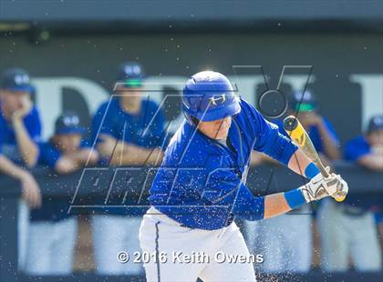 Thumbnail 3 in Hebron vs. Keller (UIL 6A Quarterfinal) photogallery.