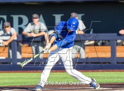 Thumbnail 2 in Hebron vs. Keller (UIL 6A Quarterfinal) photogallery.