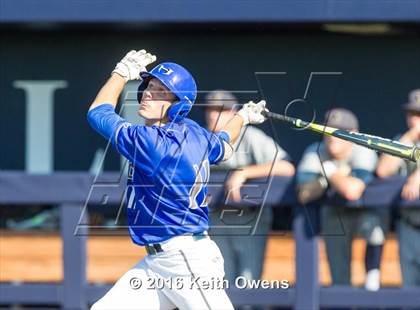 Thumbnail 3 in Hebron vs. Keller (UIL 6A Quarterfinal) photogallery.