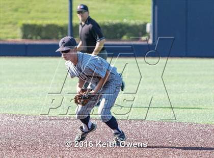 Thumbnail 1 in Hebron vs. Keller (UIL 6A Quarterfinal) photogallery.