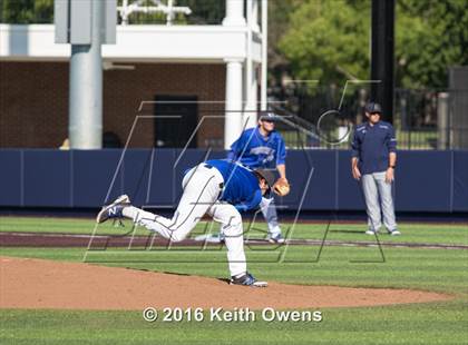 Thumbnail 2 in Hebron vs. Keller (UIL 6A Quarterfinal) photogallery.