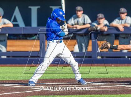 Thumbnail 3 in Hebron vs. Keller (UIL 6A Quarterfinal) photogallery.