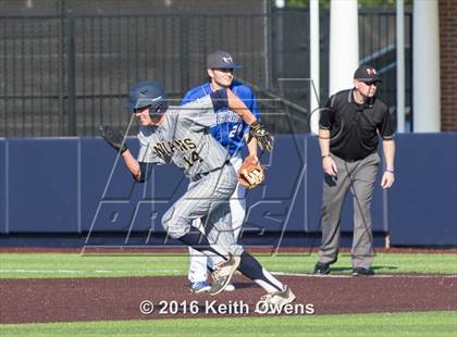 Thumbnail 2 in Hebron vs. Keller (UIL 6A Quarterfinal) photogallery.