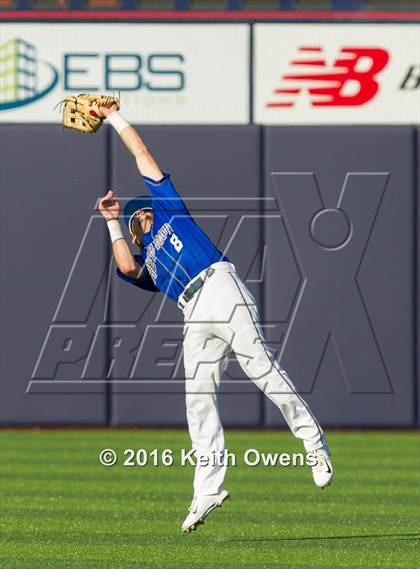 Thumbnail 2 in Hebron vs. Keller (UIL 6A Quarterfinal) photogallery.