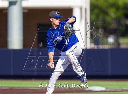 Thumbnail 2 in Hebron vs. Keller (UIL 6A Quarterfinal) photogallery.