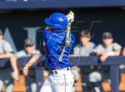 Thumbnail 2 in Hebron vs. Keller (UIL 6A Quarterfinal) photogallery.
