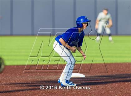Thumbnail 1 in Hebron vs. Keller (UIL 6A Quarterfinal) photogallery.