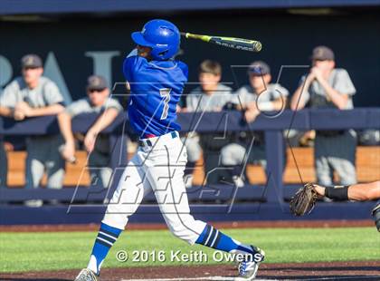 Thumbnail 1 in Hebron vs. Keller (UIL 6A Quarterfinal) photogallery.