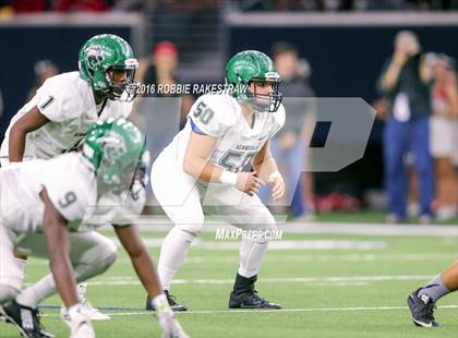 Thumbnail 3 in Van vs. Kennedale (UIL 4A Regional Final) photogallery.