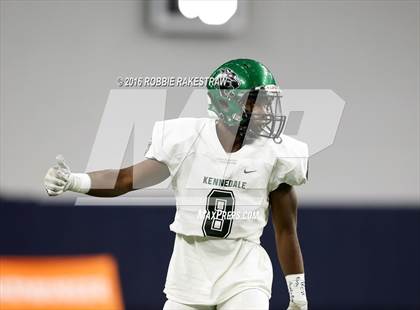 Thumbnail 3 in Van vs. Kennedale (UIL 4A Regional Final) photogallery.