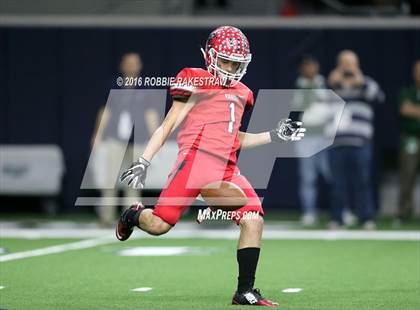 Thumbnail 1 in Van vs. Kennedale (UIL 4A Regional Final) photogallery.