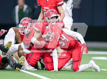 Thumbnail 2 in Van vs. Kennedale (UIL 4A Regional Final) photogallery.