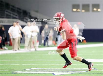 Thumbnail 2 in Van vs. Kennedale (UIL 4A Regional Final) photogallery.