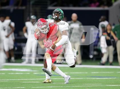Thumbnail 3 in Van vs. Kennedale (UIL 4A Regional Final) photogallery.