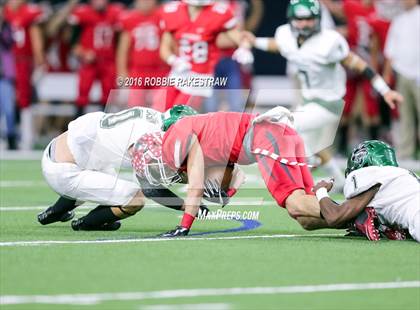 Thumbnail 2 in Van vs. Kennedale (UIL 4A Regional Final) photogallery.