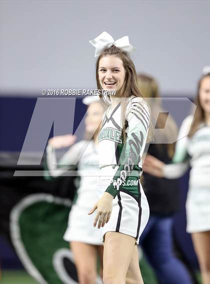 Thumbnail 2 in Van vs. Kennedale (UIL 4A Regional Final) photogallery.