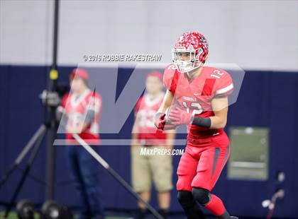 Thumbnail 2 in Van vs. Kennedale (UIL 4A Regional Final) photogallery.