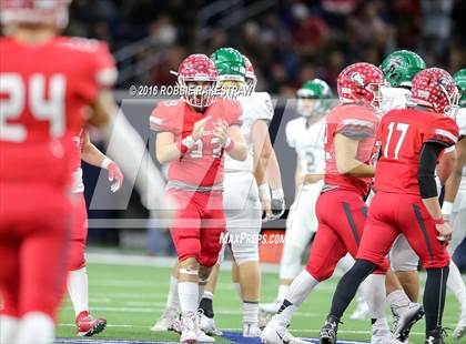 Thumbnail 1 in Van vs. Kennedale (UIL 4A Regional Final) photogallery.