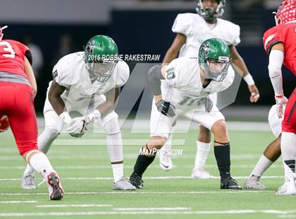 Thumbnail 2 in Van vs. Kennedale (UIL 4A Regional Final) photogallery.