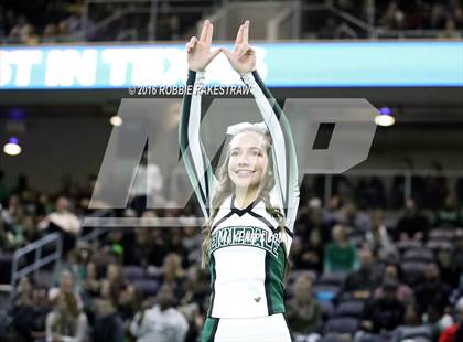 Thumbnail 1 in Van vs. Kennedale (UIL 4A Regional Final) photogallery.
