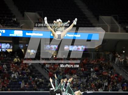 Thumbnail 2 in Van vs. Kennedale (UIL 4A Regional Final) photogallery.
