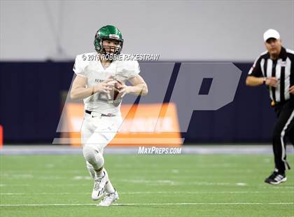 Thumbnail 1 in Van vs. Kennedale (UIL 4A Regional Final) photogallery.