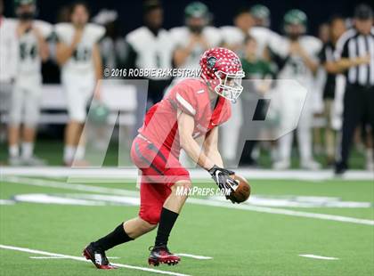 Thumbnail 1 in Van vs. Kennedale (UIL 4A Regional Final) photogallery.