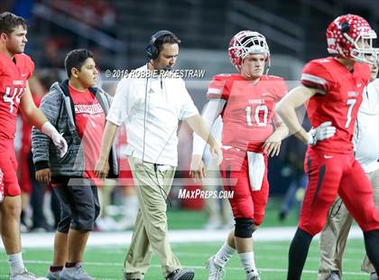 Thumbnail 1 in Van vs. Kennedale (UIL 4A Regional Final) photogallery.