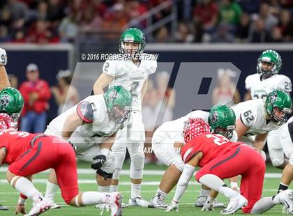 Thumbnail 2 in Van vs. Kennedale (UIL 4A Regional Final) photogallery.