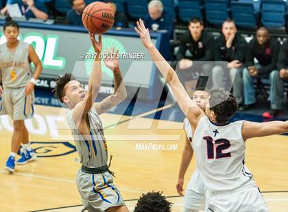 Thumbnail 3 in Modesto Christian vs. Newark Memorial (MLK De La Salle/MaxPreps Classic) photogallery.