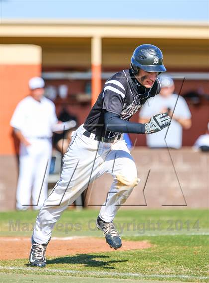 Thumbnail 2 in Byron Nelson vs Denison (North Texas Classic) photogallery.